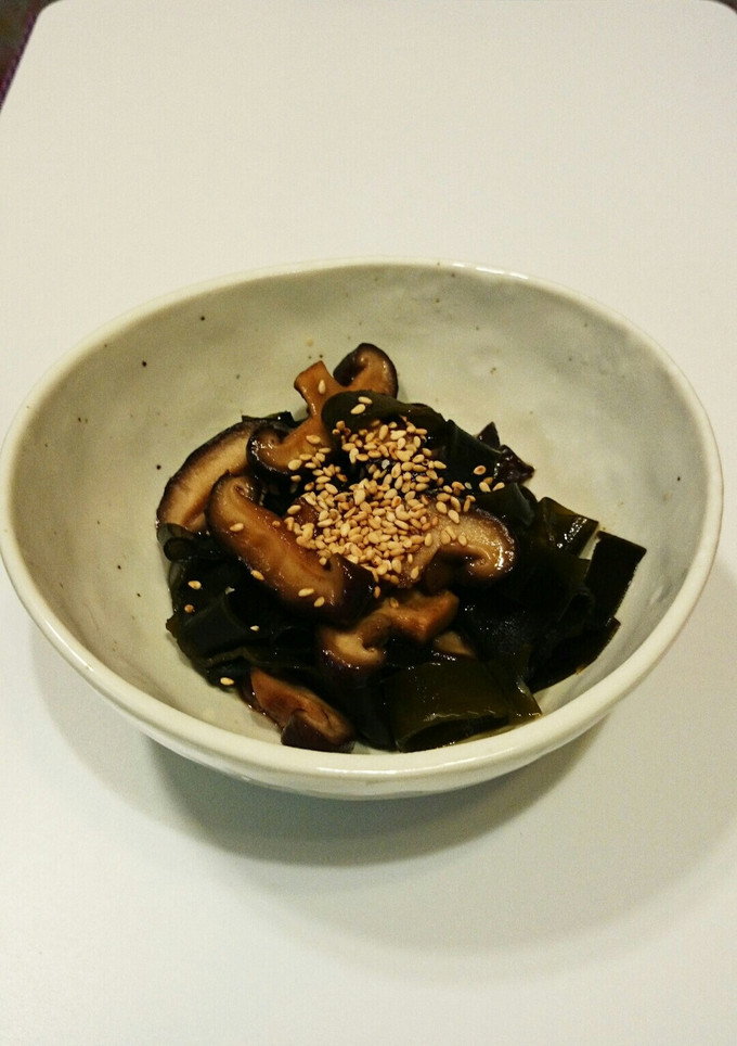 椎茸と昆布の煮物♪-レシピのメイン写真