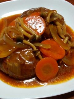 簡単!煮込みハンバーグ-レシピのメイン写真