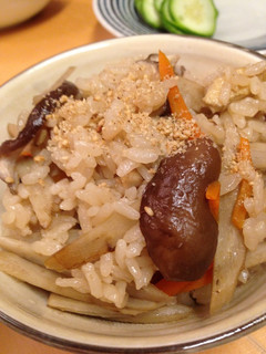 ごぼうと茸の炊き込みご飯-レシピのメイン写真