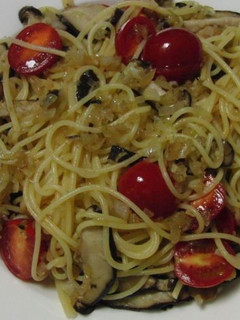 トマトと椎茸のパスタ-レシピのメイン写真
