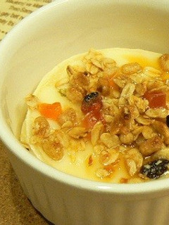 フルグラとハチミツのココットカマン-レシピのメイン写真