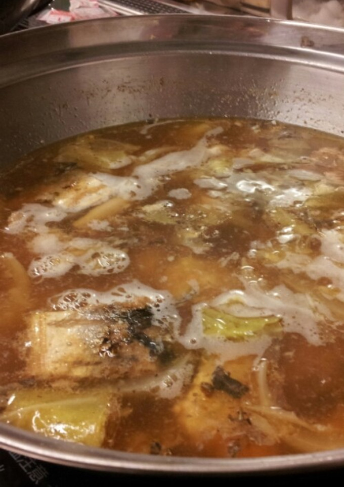 今が旬の栄養満点骨まで食べる秋刀魚鍋-レシピのメイン写真