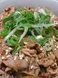 甘辛ダレが美味しい☆豚丼