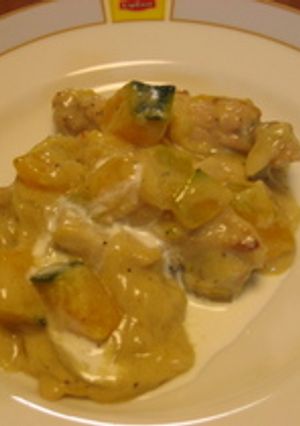 鶏手羽元とカボチャのクリーム煮-レシピのメイン写真