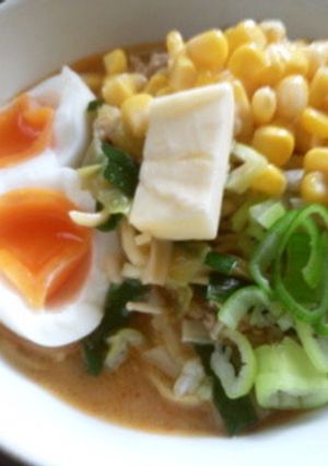 マルちゃん正麺deニラ味噌バターラーメン-レシピのメイン写真