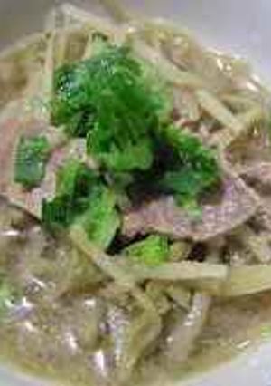 豚肉とゴボウの味噌汁-レシピのメイン写真