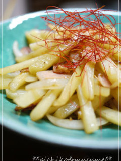 ジャガイモとベーコンのバター炒め-レシピのメイン写真