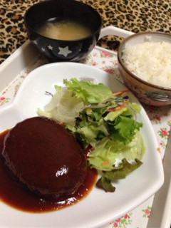 簡単!チーズ煮込みハンバーグ!-レシピのメイン写真