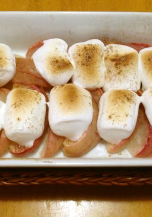 焼きりんごマシュマロ♡ おやつに簡単♪-レシピのメイン写真