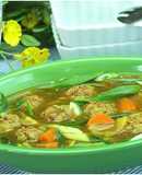 金ごまいりごまの肉団子のカレースープ