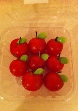 ミニトマトでリンゴ！ キャラ弁に！-レシピのメイン写真