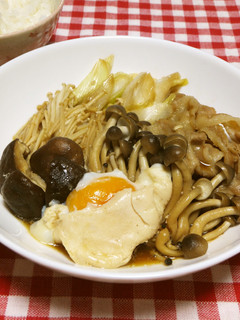 豚肉ときのこのすき煮☆卵入り-レシピのメイン写真