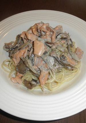 鮭ときのこのクリームスパゲティ-レシピのメイン写真