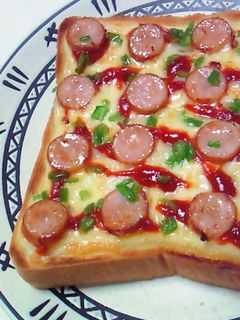 我が家の朝食☆ピザトースト-レシピのメイン写真