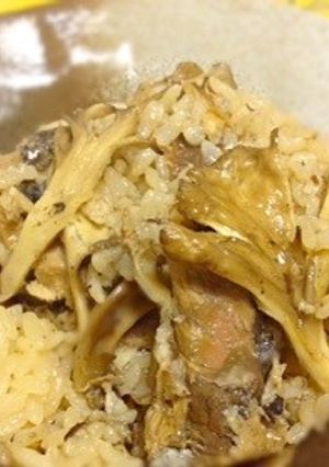 水煮缶で☆サバと舞茸の炊き込みご飯-レシピのメイン写真