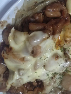 鳥モモ肉♪ソース炒めのチーズのせ。-レシピのメイン写真