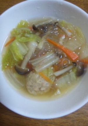 白菜と肉団子と春雨のスープ-レシピのメイン写真