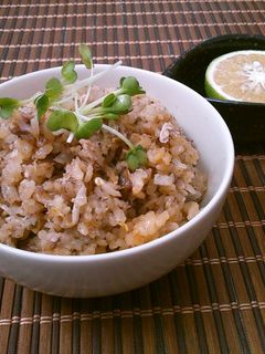 かぼすをギュッとサンマの炊き込みご飯-レシピのメイン写真