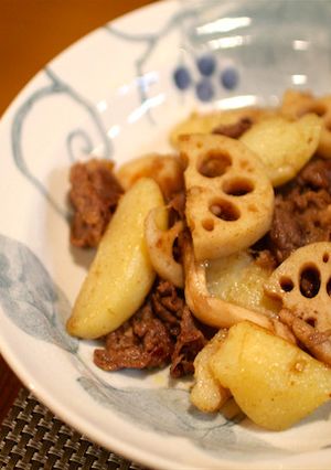 牛肉とジャガイモのカレー醤油炒め-レシピのメイン写真