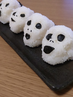 ハロウィンに!ドクロおにぎり!-レシピのメイン写真