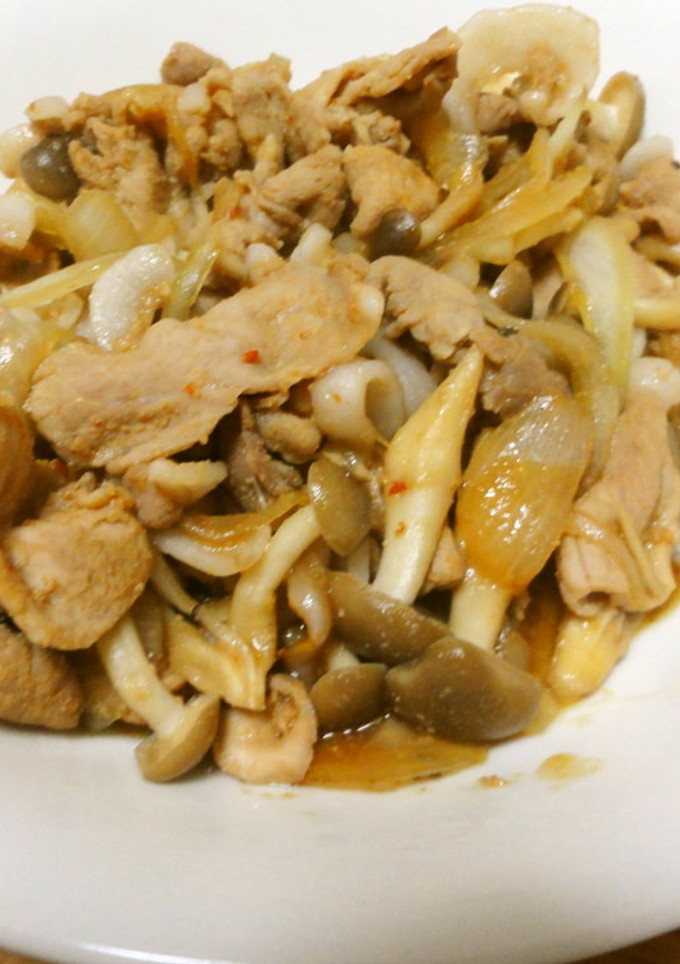 豚肉としめじの豆板醤炒め-レシピのメイン写真