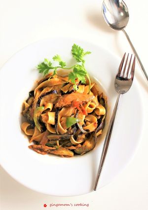 レッド・ツナとタイカレーでフェットチーネ-レシピのメイン写真