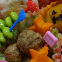 รูปของ お弁当に◎茹でて簡単照り焼きミートボール