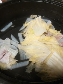 簡単ぽかぽか♪白・豚・根鍋-レシピのメイン写真
