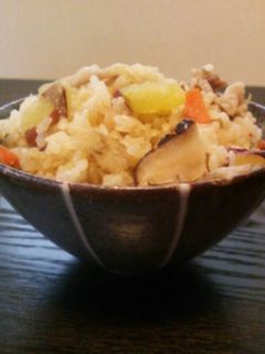 根菜いっぱいウェイパーの炊き込みご飯-レシピのメイン写真