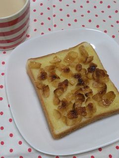 マヨフレークトースト-レシピのメイン写真