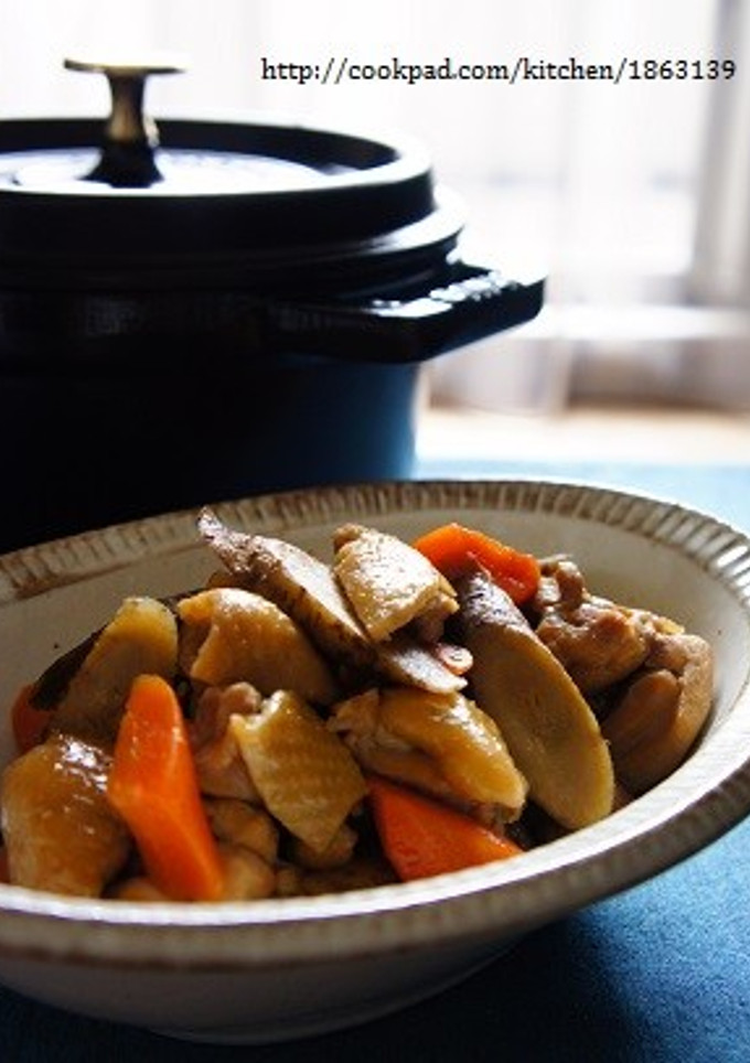 staubで♪鶏とごぼうとにんじんの煮物-レシピのメイン写真