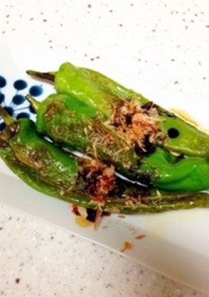 万願寺唐辛子(甘唐辛子)の胡麻油炒め-レシピのメイン写真