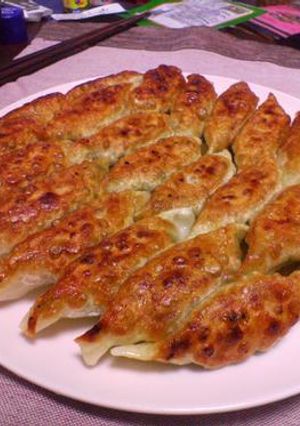 とってもジューシー餃子♪-レシピのメイン写真