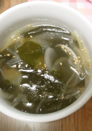簡単わかめスープ-レシピのメイン写真