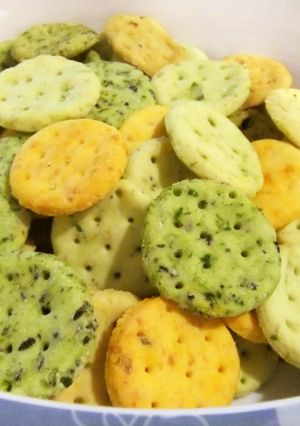 幼児おやつ♪サクサク野菜クラッカー-レシピのメイン写真