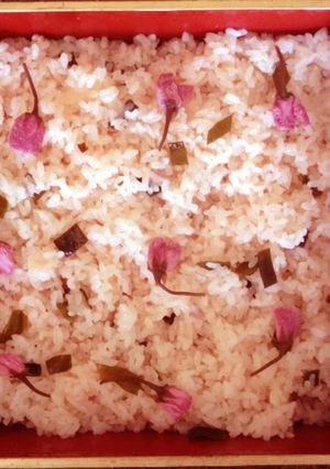 桜ご飯を炊きましょう-レシピのメイン写真