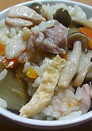 ごぼう香る炊き込みごはん。圧力鍋使用-レシピのメイン写真