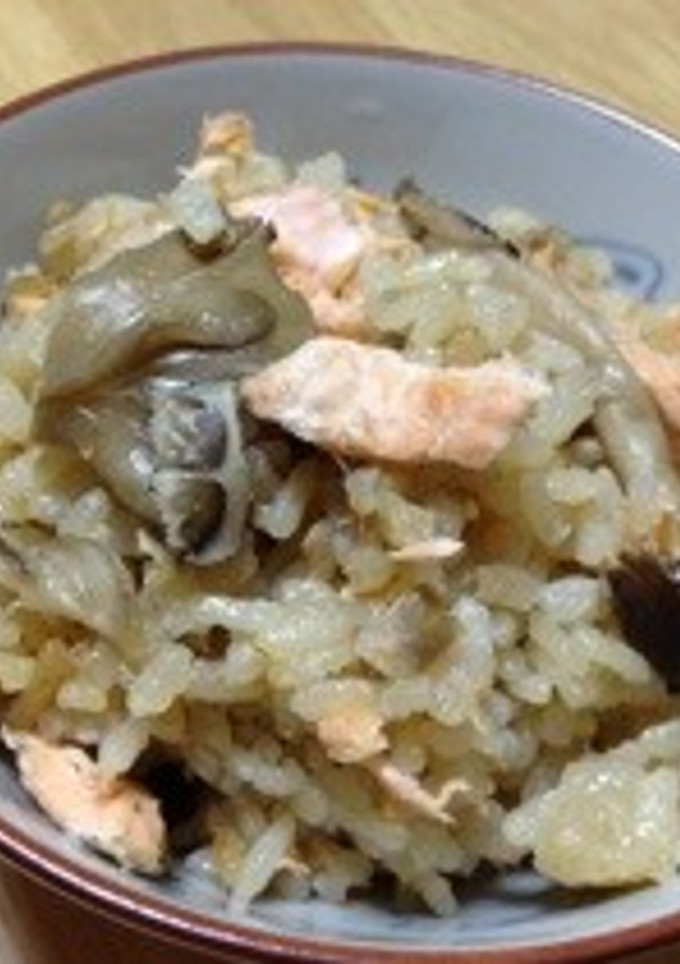 秋鮭ときのこの炊き込みご飯-レシピのメイン写真