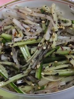 青じそドレッシングでアレンジ大根サラダ-レシピのメイン写真