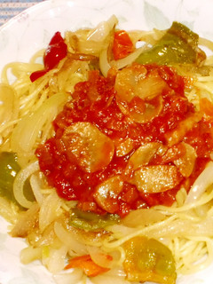 簡単!焼きそば蒸し麺deトマトパスタ風♪-レシピのメイン写真