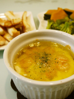 えびアヒージョ風ココットカマン-レシピのメイン写真