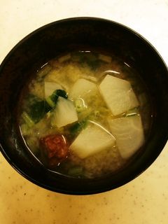 ほっこり☆かぶと厚切りベーコンのお味噌汁-レシピのメイン写真