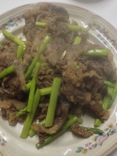 簡単!牛こま肉のニンニク焼き-レシピのメイン写真