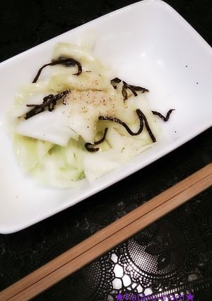 1分で完成！簡単キャベツのゴマ油あえ-レシピのメイン写真