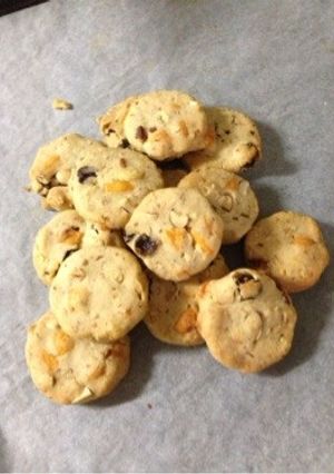 ナッツとチーズ、フルーツの香りクッキー-レシピのメイン写真
