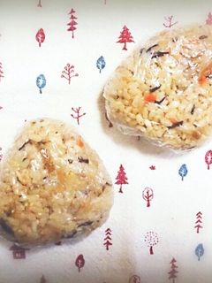 玄米の炊き込みご飯。-レシピのメイン写真