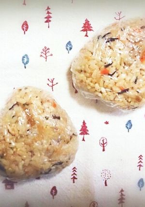 玄米の炊き込みご飯。-レシピのメイン写真
