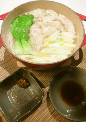 つるりん❤たっぷり食べたい餃子鍋-レシピのメイン写真