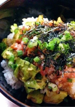 アボカドマグロ丼-レシピのメイン写真