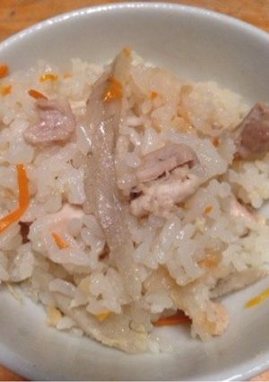 白だしで炊き込みご飯-レシピのメイン写真